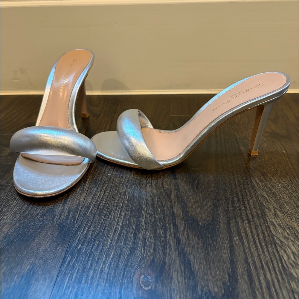 Gianvito Rossi Silver Sandals
